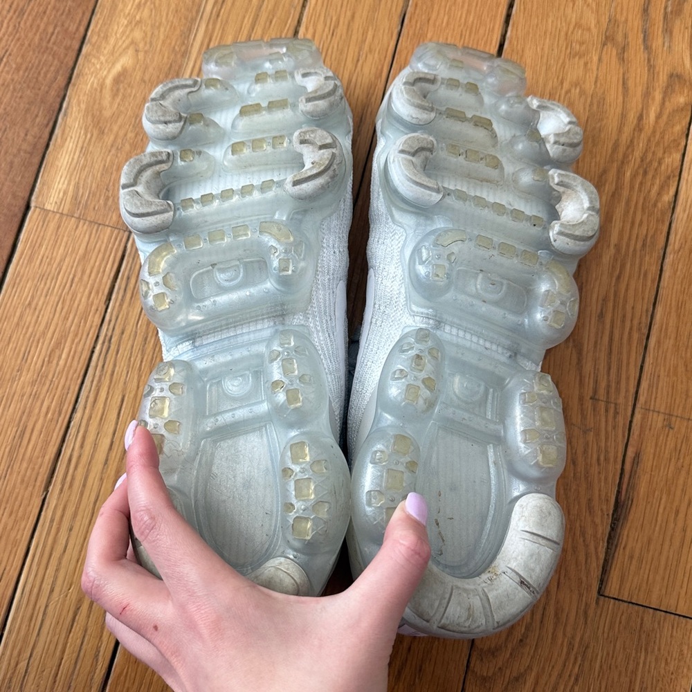 Nike Air VaporMax Flyknit 3 Pure Platinum Sneakers - Picture 8 of 10